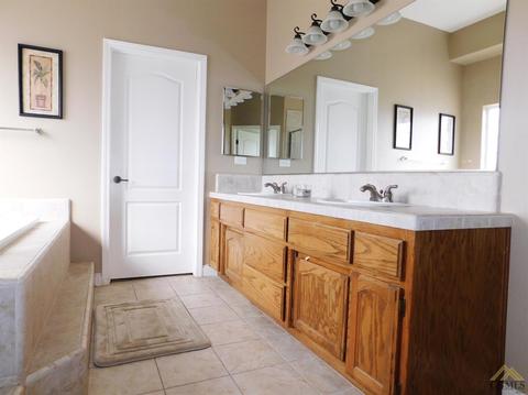 873 Brookside Dr, Shafter, CA 93263 photo 26