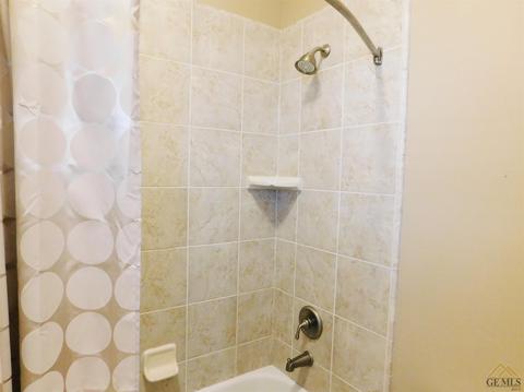 873 Brookside Dr, Shafter, CA 93263 photo 22