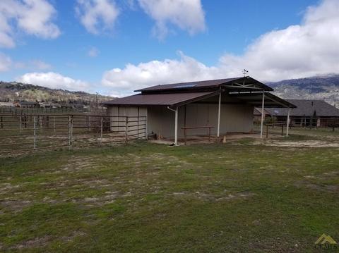 22921 Homestead Way, Tehachapi, CA 93561 photo 2