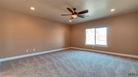 832 Pine Cone St, Shafter, CA 93263 photo 16