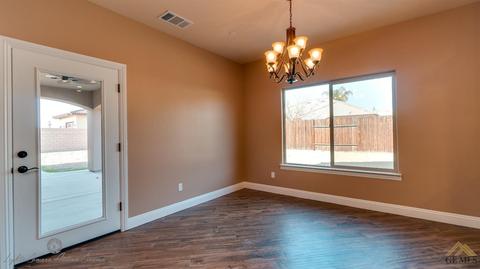 832 Pine Cone St, Shafter, CA 93263 photo 14