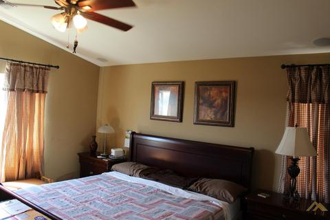 6423 Declaration Way, Bakersfield, CA 93313 photo 15