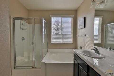 4100 Bright Shadow Ln, Bakersfield, CA 93306 photo 25
