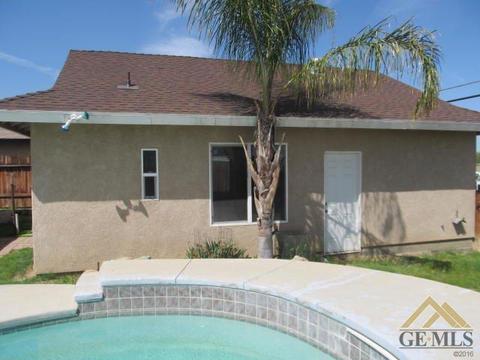 316 E Woodrow St, Taft, CA 93268 photo 14
