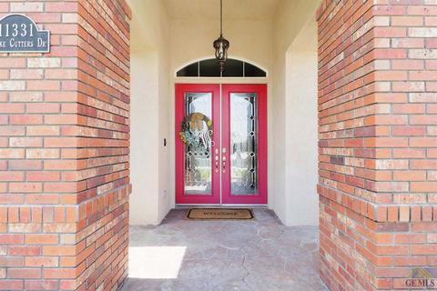 11331 Stroke Cutters Dr, Taft, CA 93268 photo 7