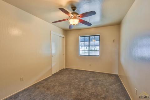 18040 Hambletonian Dr, Tehachapi, CA 93561 photo 8