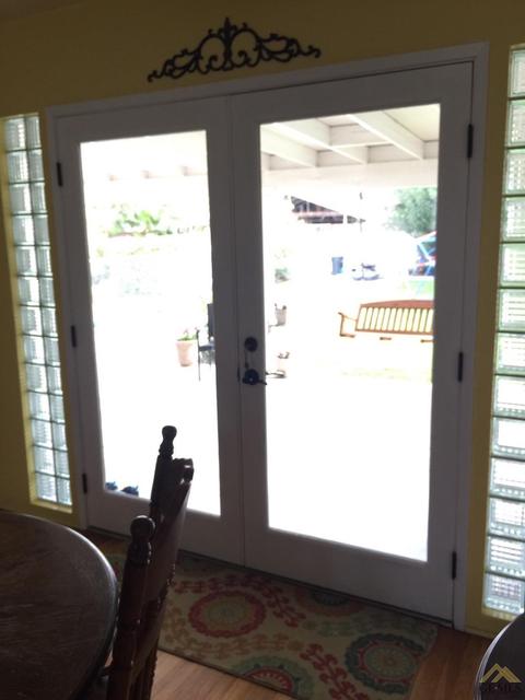 113 E San Emidio St, Taft, CA 93268 photo 8