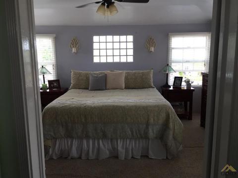 113 E San Emidio St, Taft, CA 93268 photo 25