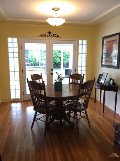 113 E San Emidio St, Taft, CA 93268 photo 9
