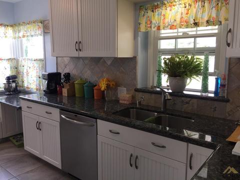 113 E San Emidio St, Taft, CA 93268 photo 14
