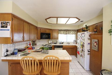 4100 Abbott Dr, Bakersfield, CA 93312 photo 8