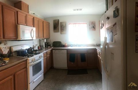 8632 Rosewood Ave, Bakersfield, CA 93306 photo 4