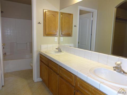 11702 Hyperion Ave, Bakersfield, CA 93312 photo 13