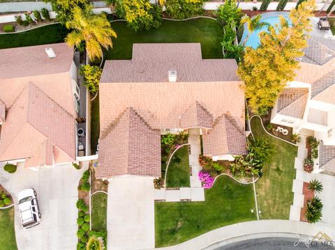 1608 Fieldspring Dr, Bakersfield, CA 93311 photo 3
