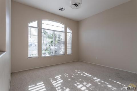1608 Fieldspring Dr, Bakersfield, CA 93311 photo 10