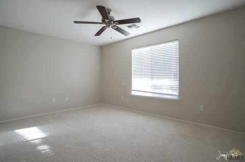 1608 Fieldspring Dr, Bakersfield, CA 93311 photo 27