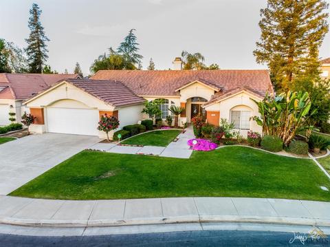 1608 Fieldspring Dr, Bakersfield, CA 93311 photo 4