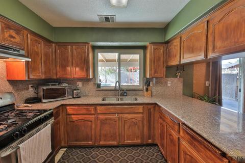 1116 Hazelnut St, Wasco, CA 93280 photo 17