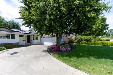 355 Pine St, Shafter, CA 93263 photo 2