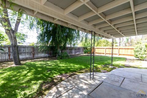 355 Pine St, Shafter, CA 93263 photo 19