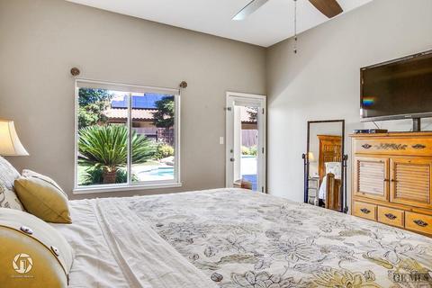9010 Centennial Ct, Bakersfield, CA 93312 photo 23