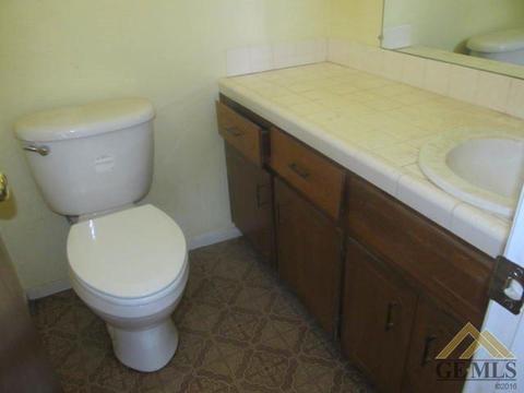 7365 Alexander Ave, Taft, CA 93268 photo 12
