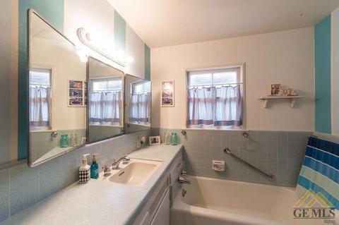 715 B St, Taft, CA 93268 photo 14
