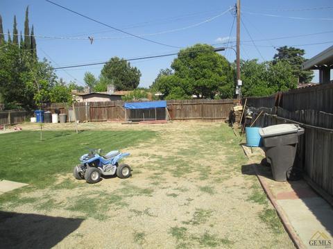 207 Easter St, Bakersfield, CA 93307 photo 14
