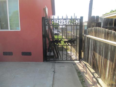 207 Easter St, Bakersfield, CA 93307 photo 19