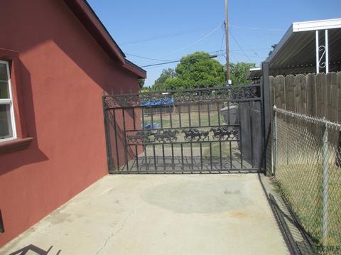 207 Easter St, Bakersfield, CA 93307 photo 10