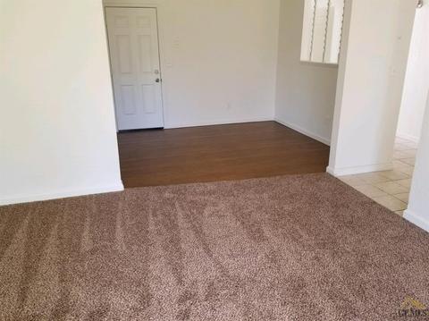 933 Stephen Ct, Wasco, CA 93280 photo 2