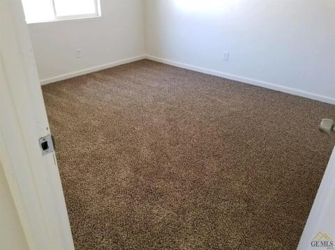 933 Stephen Ct, Wasco, CA 93280 photo 8