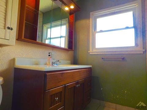 106 Wetherley Dr, Bakersfield, CA 93309 photo 10