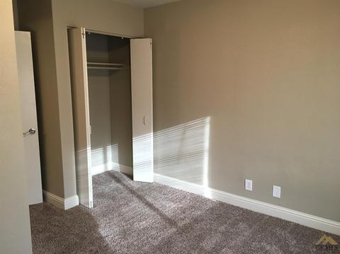 311 Dover St, Delano, CA 93215 photo 12