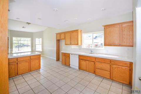 28170 Braeburn Pl, Tehachapi, CA 93561 photo 8