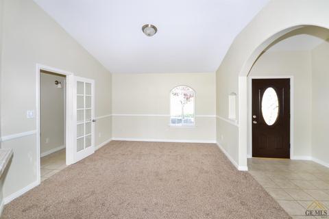 28170 Braeburn Pl, Tehachapi, CA 93561 photo 3