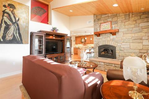 23100 Lakeview Dr, Tehachapi, CA 93561 photo 8