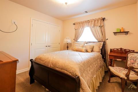 23100 Lakeview Dr, Tehachapi, CA 93561 photo 14