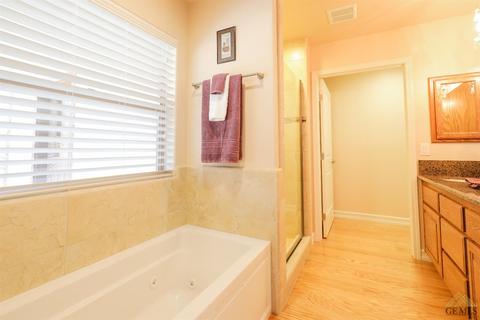 23100 Lakeview Dr, Tehachapi, CA 93561 photo 17