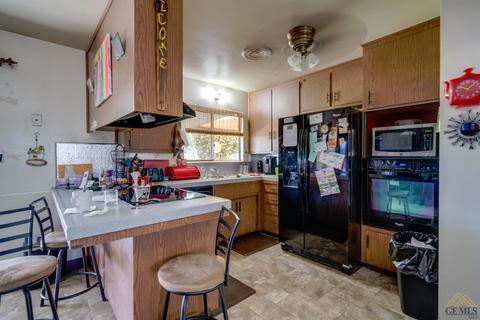 2309 9th St, Wasco, CA 93280 photo 6