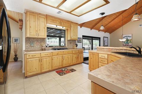 29450 S Lower Valley Rd, Tehachapi, CA 93561 photo 14