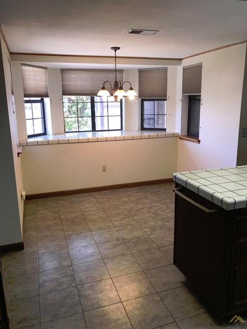 22101 Buena Vista Dr, Tehachapi, CA 93561 photo 16