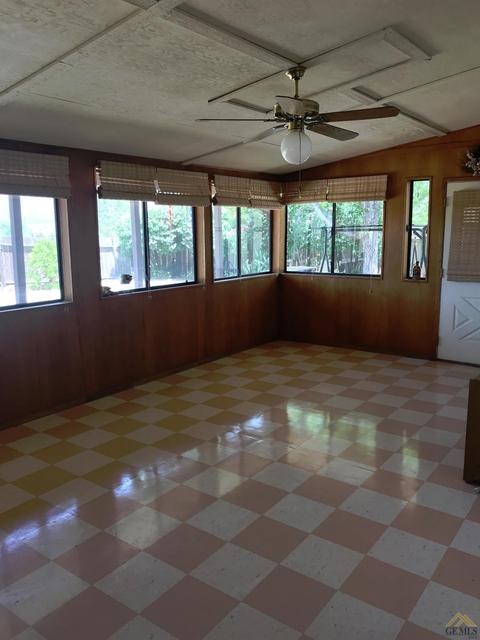 22101 Buena Vista Dr, Tehachapi, CA 93561 photo 5