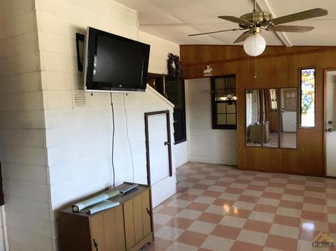 22101 Buena Vista Dr, Tehachapi, CA 93561 photo 9
