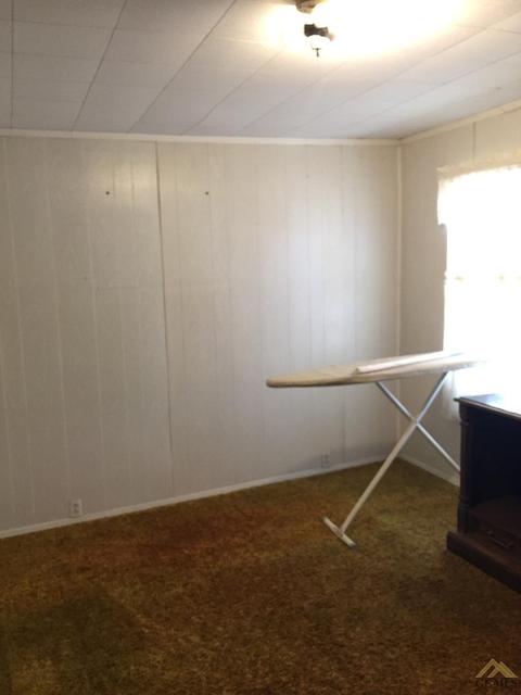607 Pierce St, Taft, CA 93268 photo 8