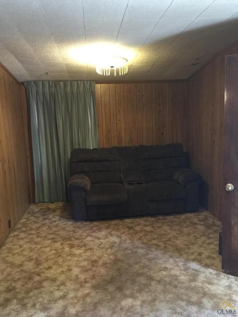607 Pierce St, Taft, CA 93268 photo 5