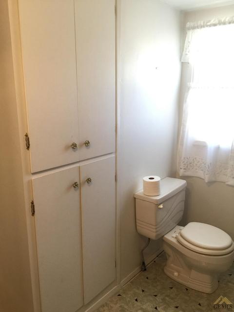 607 Pierce St, Taft, CA 93268 photo 13