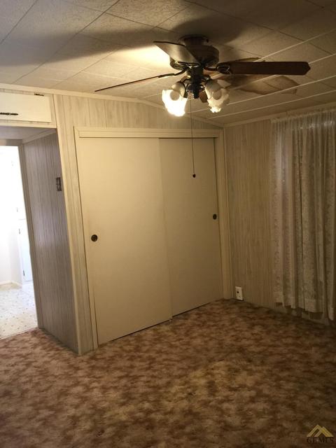 607 Pierce St, Taft, CA 93268 photo 14