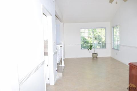2633 Mountain Oak Rd, Bakersfield, CA 93311 photo 13