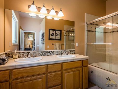 88 Navajo Ave, Paso Robles, CA 93446 photo 16
